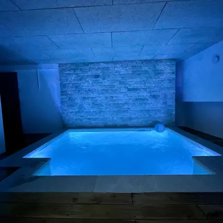 Βίλα Mas De Salavert Saint-Julien-du-Serre